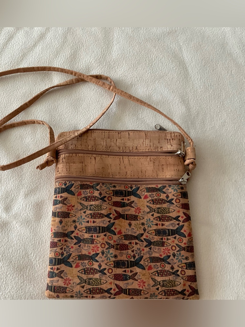 Cork Pattern Crossbody Bag with Multicolor Fish Print